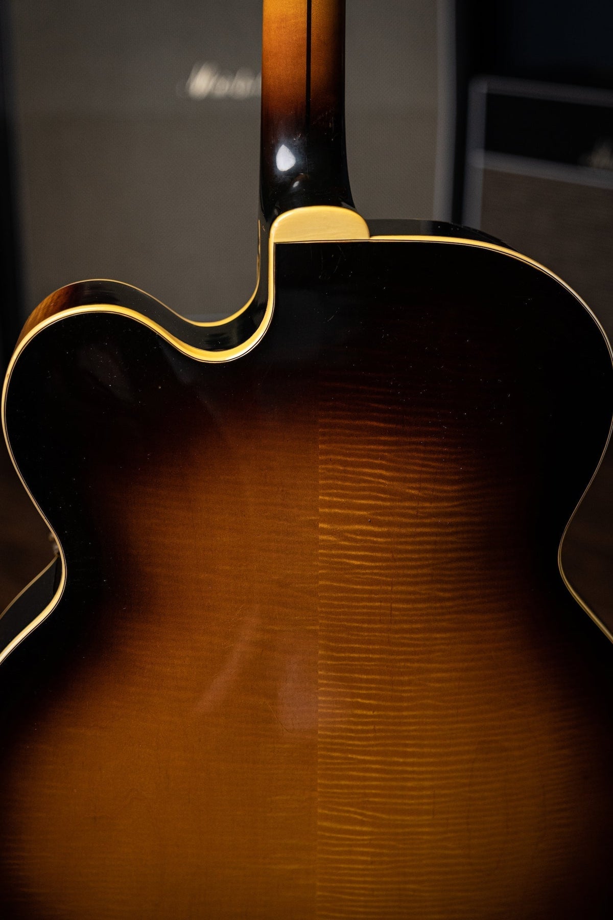 1961 Gibson Super 400 CES with Factory Varitone Stereo Electric Guitar - Sunburst