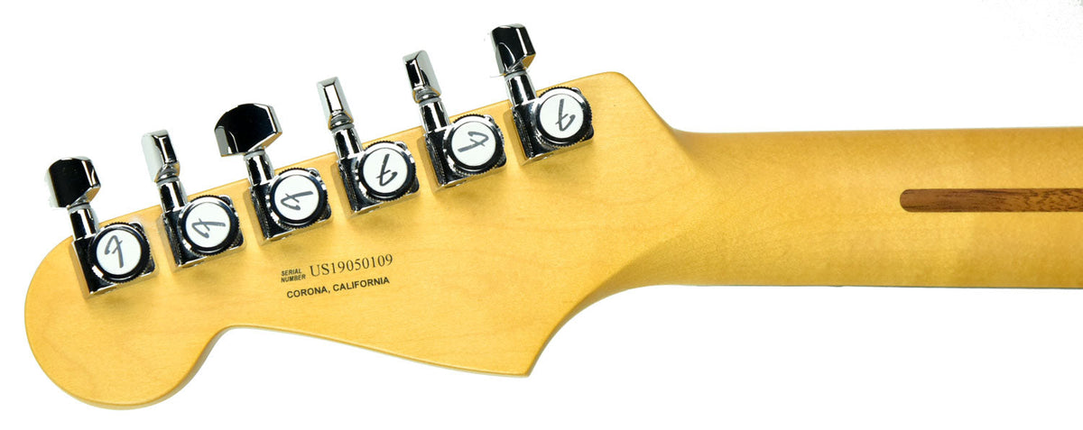 Fender American Ultra Stratocaster HSS in Cobra Blue US19050109