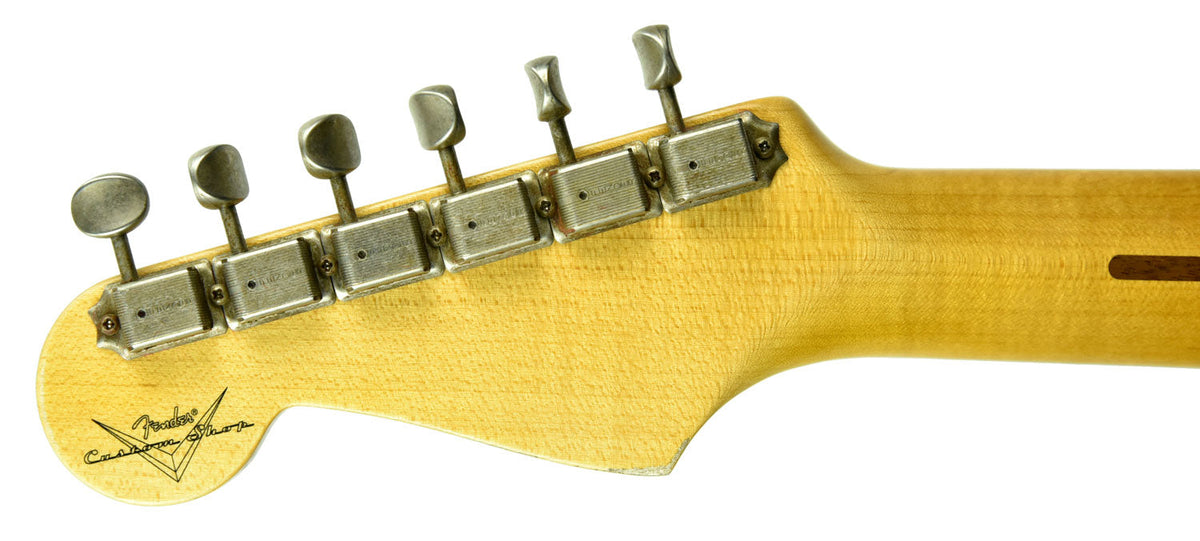 Fender Custom Shop 1957 Stratocaster Relic in Two Tone Sunburst R104037