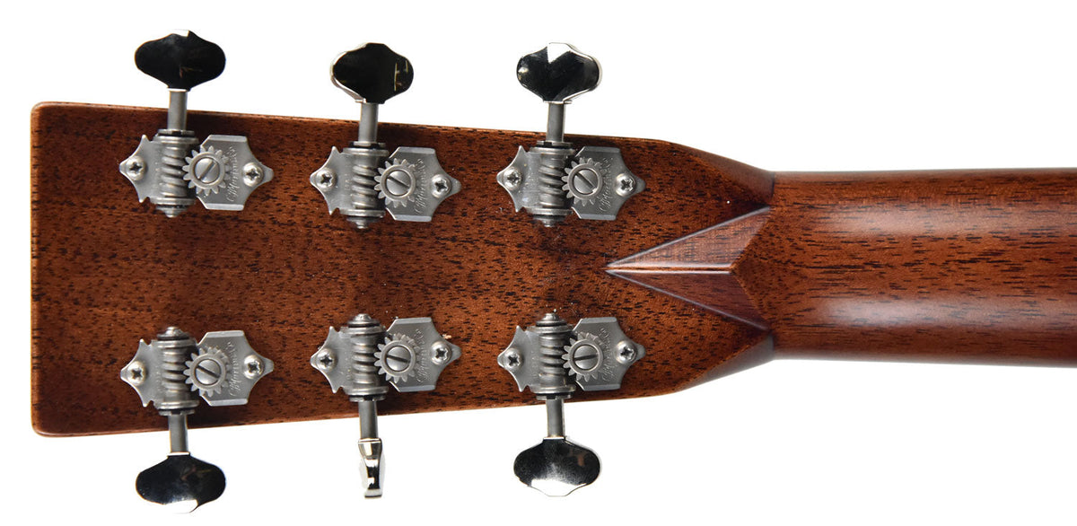 Martin OMJM Acoustic Guitar in Natural 2241923