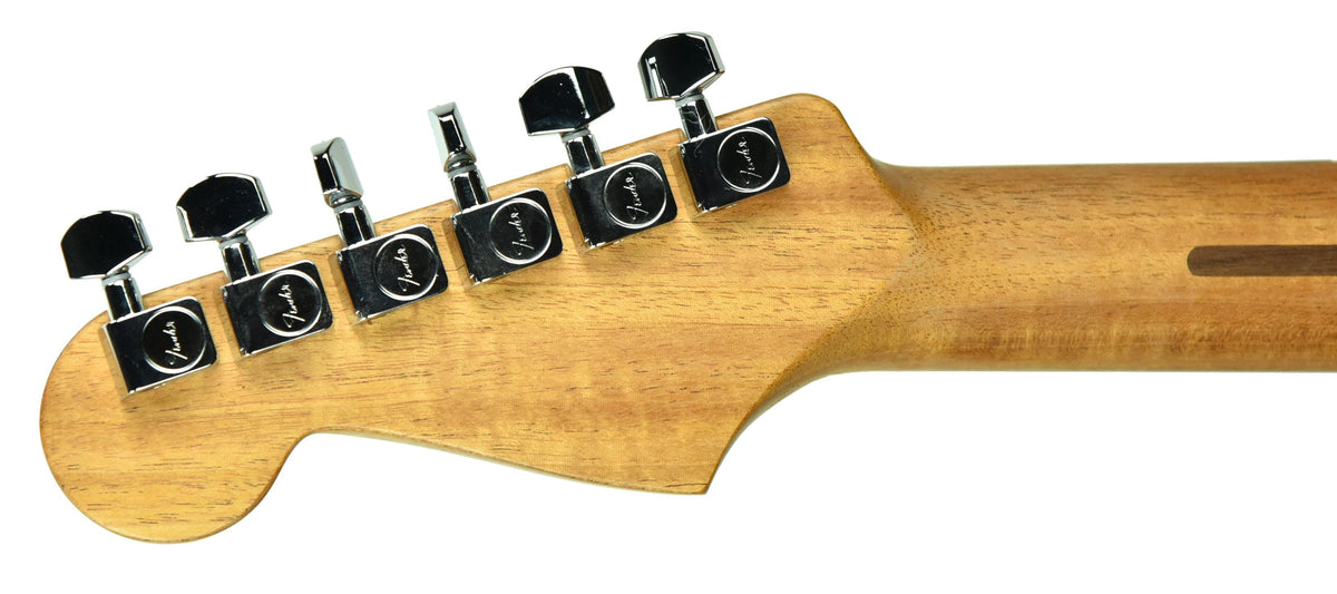 Fender American Acoustasonic Stratocaster in Three Tone Sunburst US201076