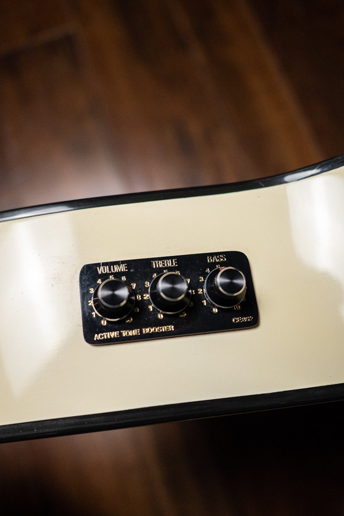 1980s Kramer Ferrington Bass - White