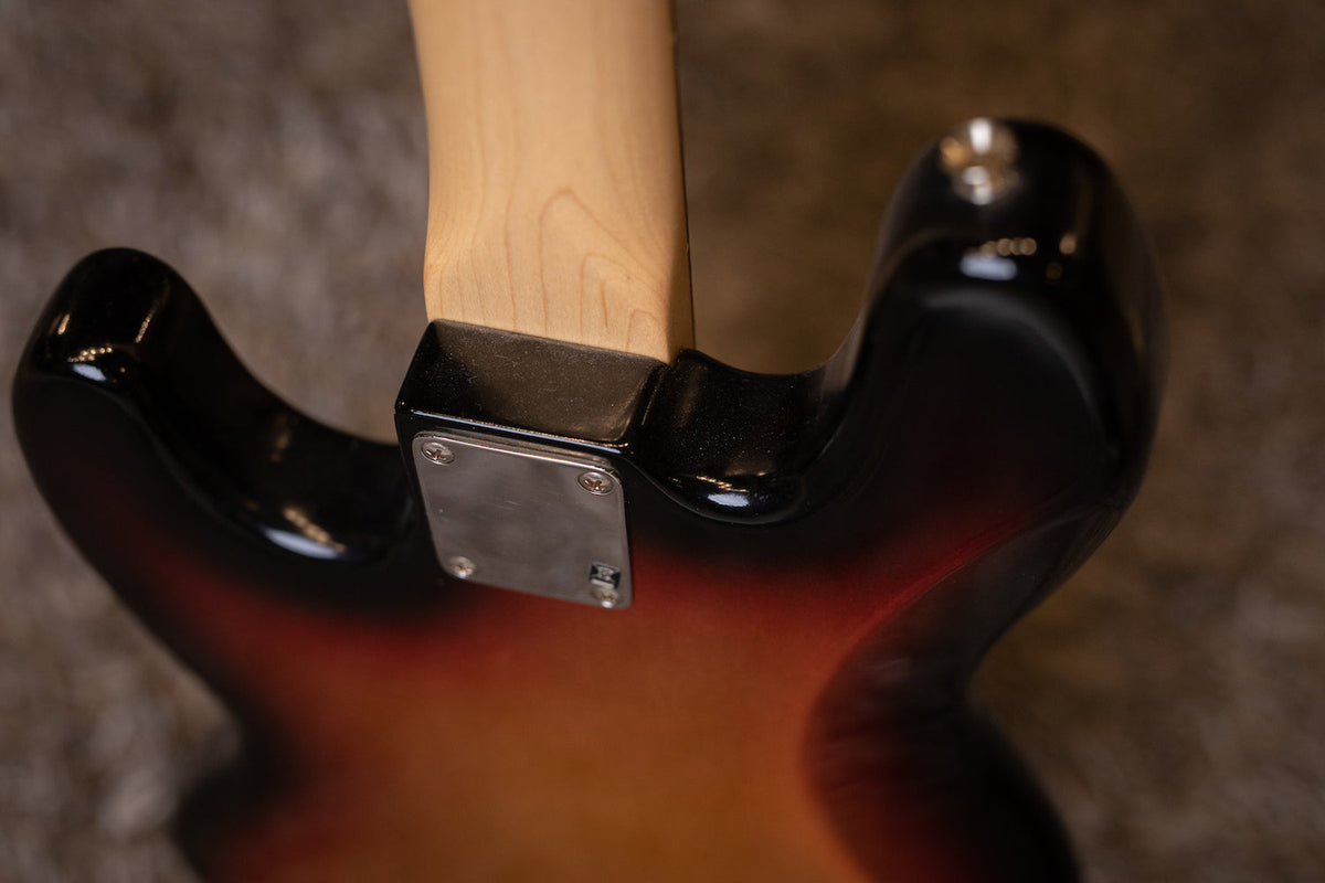 2006 Fender Highway One Jazz Bass (Bartolini Pickups) - 3-Tone Sunburst
