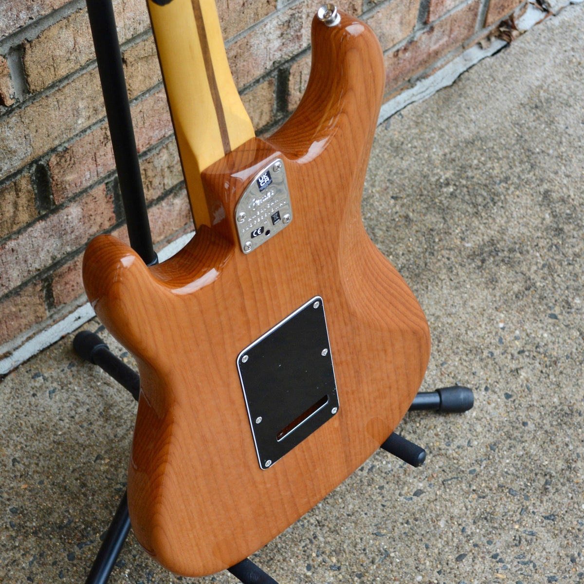 Fender American Professional II Stratocaster®, Rosewood Fingerboard, Roasted Pine