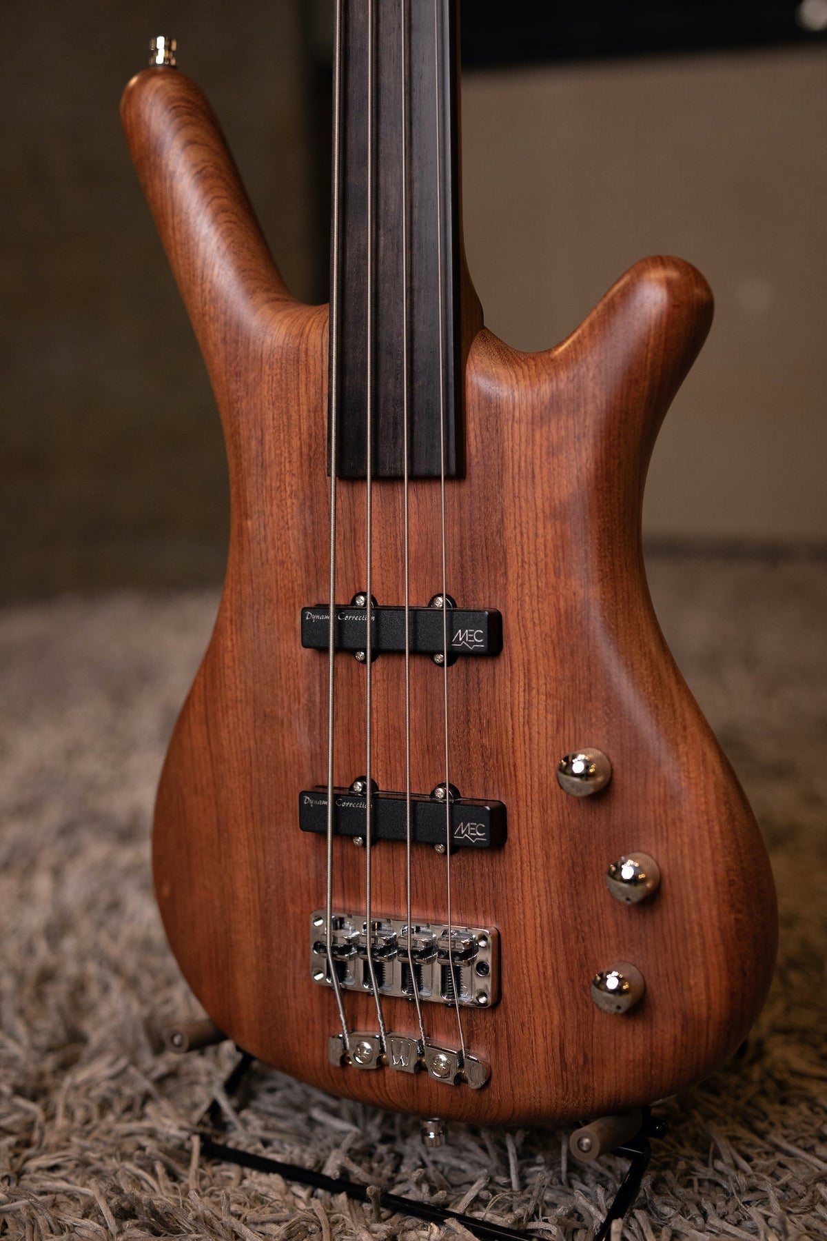 2006 Warwick Corvette Standard Fretless - Natural