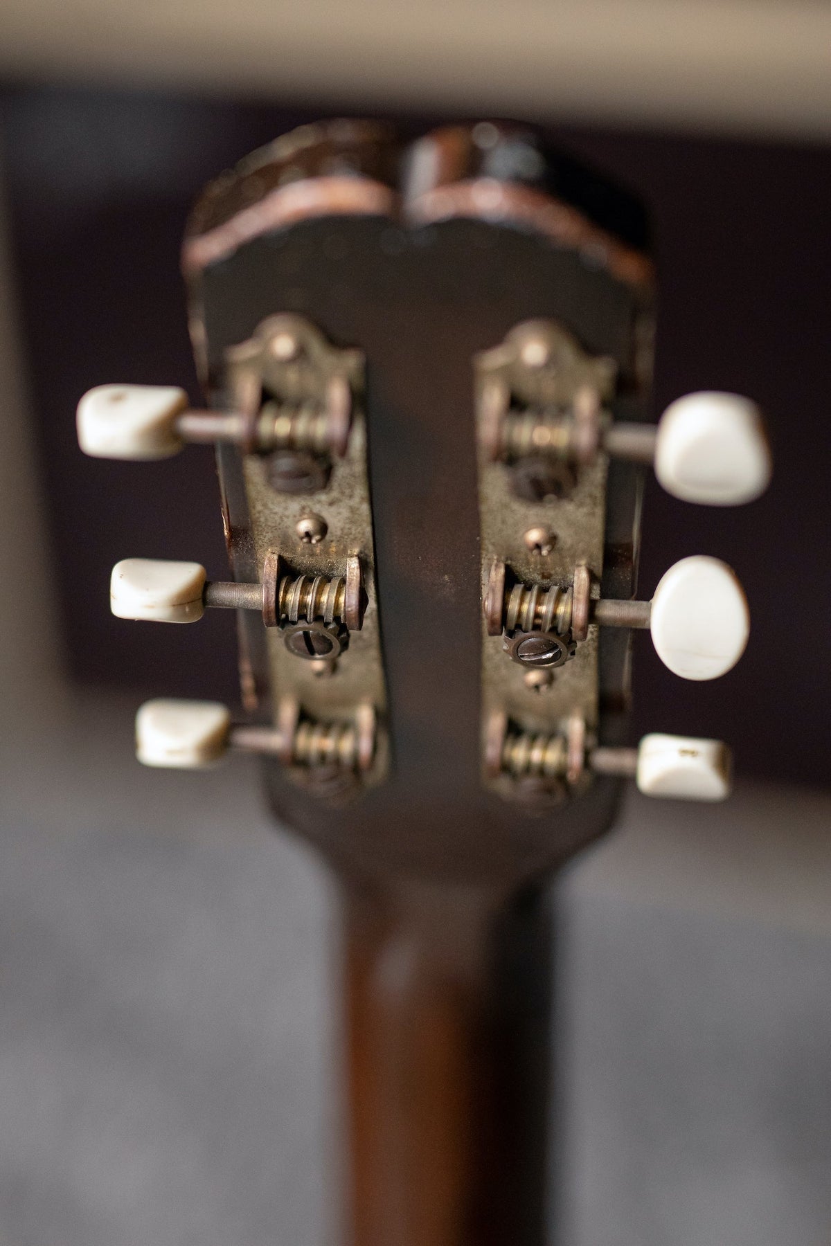 1961 Epiphone Olympic Electric Guitar - Sunburst