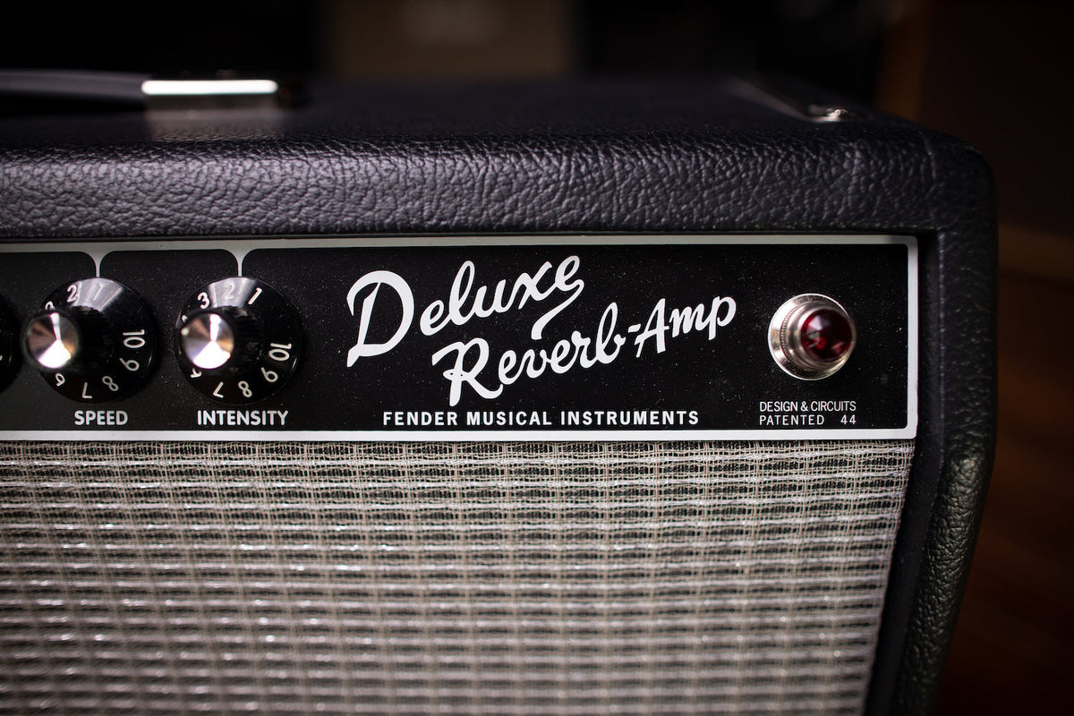 Fender ‘65 Deluxe Reverb 22-watt 1x12” Tube Combo Amp
