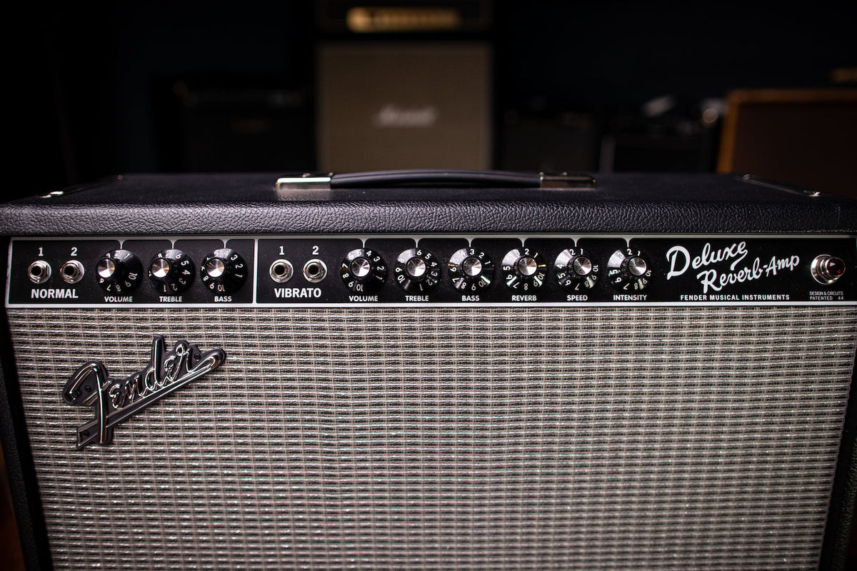 Fender ‘65 Deluxe Reverb 22-watt 1x12” Tube Combo Amp