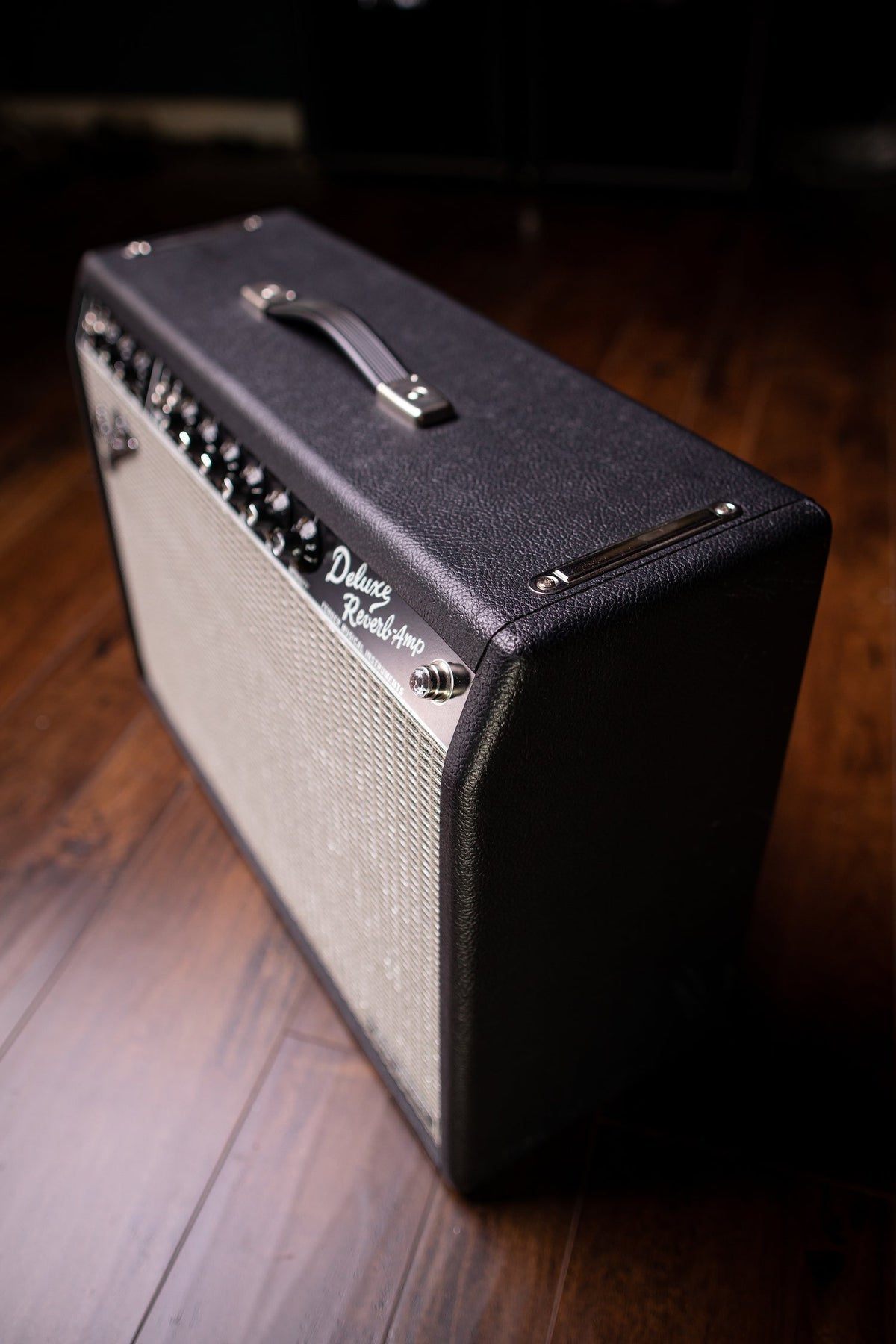 Fender Deluxe Reverb Tone Master 100 Watt 1x12” Combo Amp
