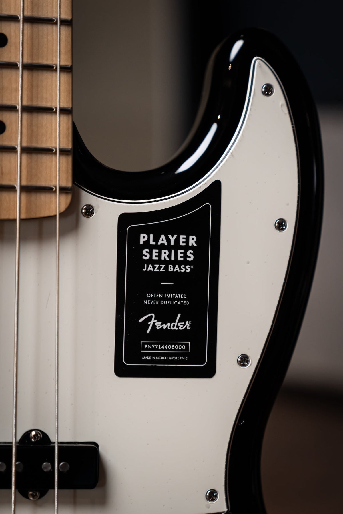 Fender Player Jazz Bass Maple Neck - 3-Color Sunburst