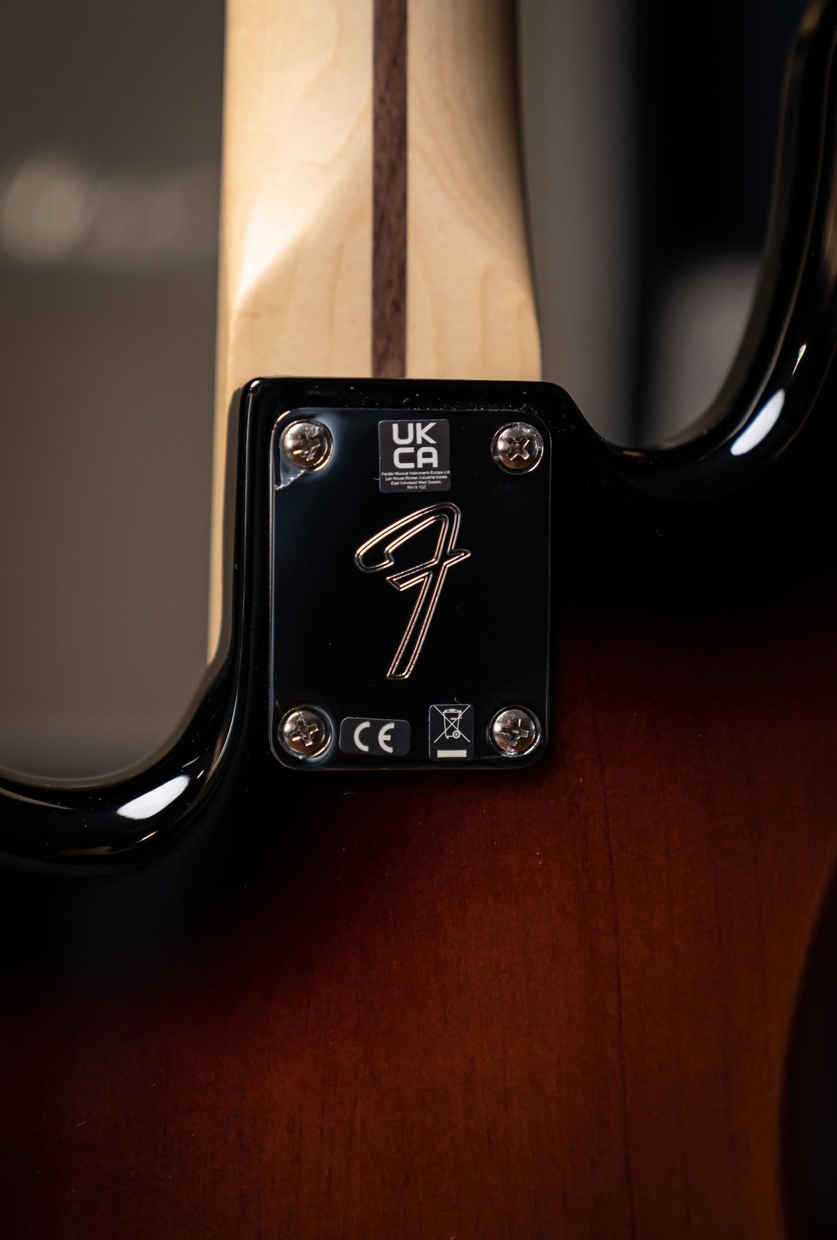 Fender Player Jazz Bass Maple Neck - 3-Color Sunburst
