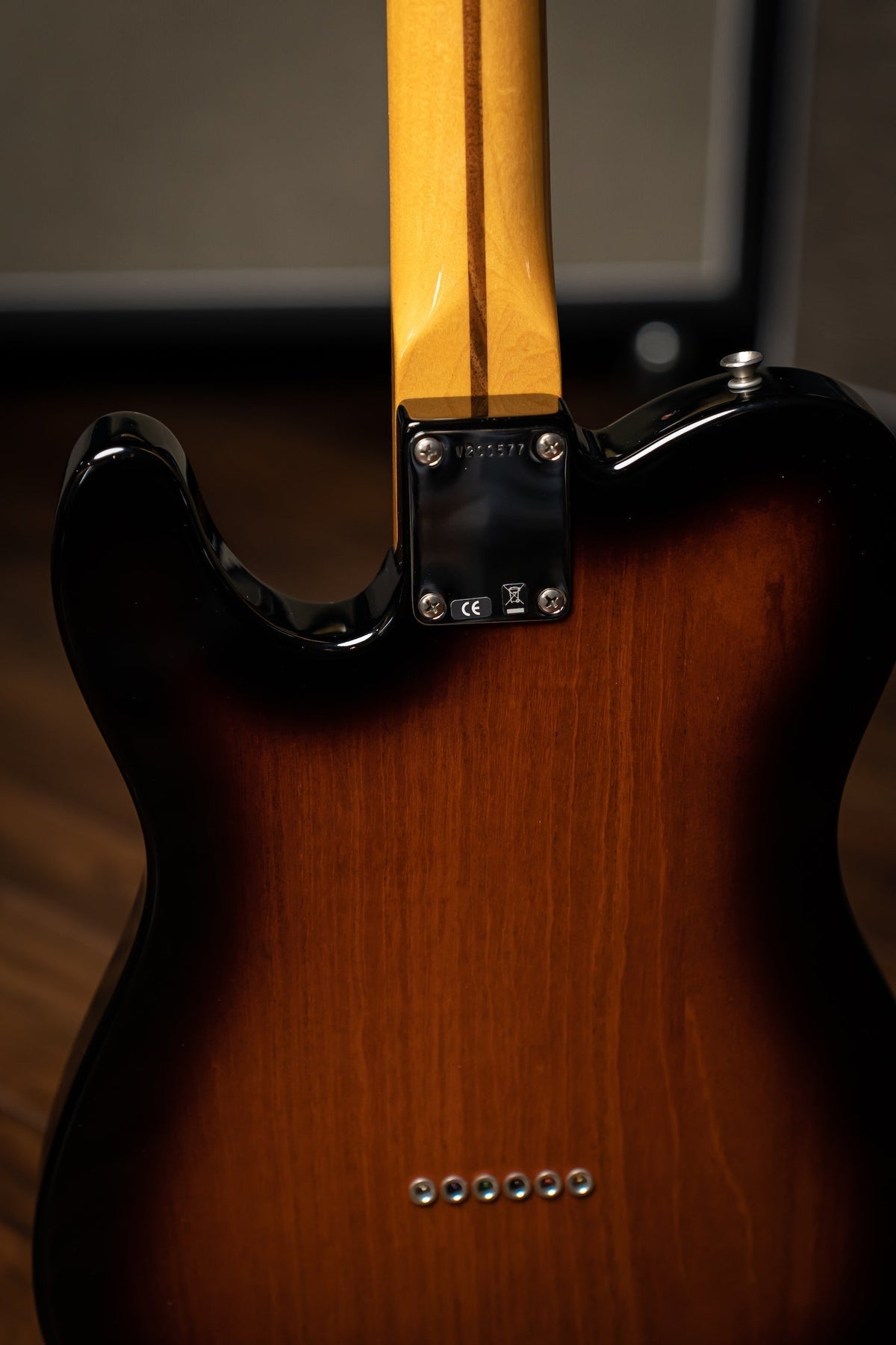 2014 Fender American Vintage ’69 Thinline Telecaster Electric Guitar - Sunburst