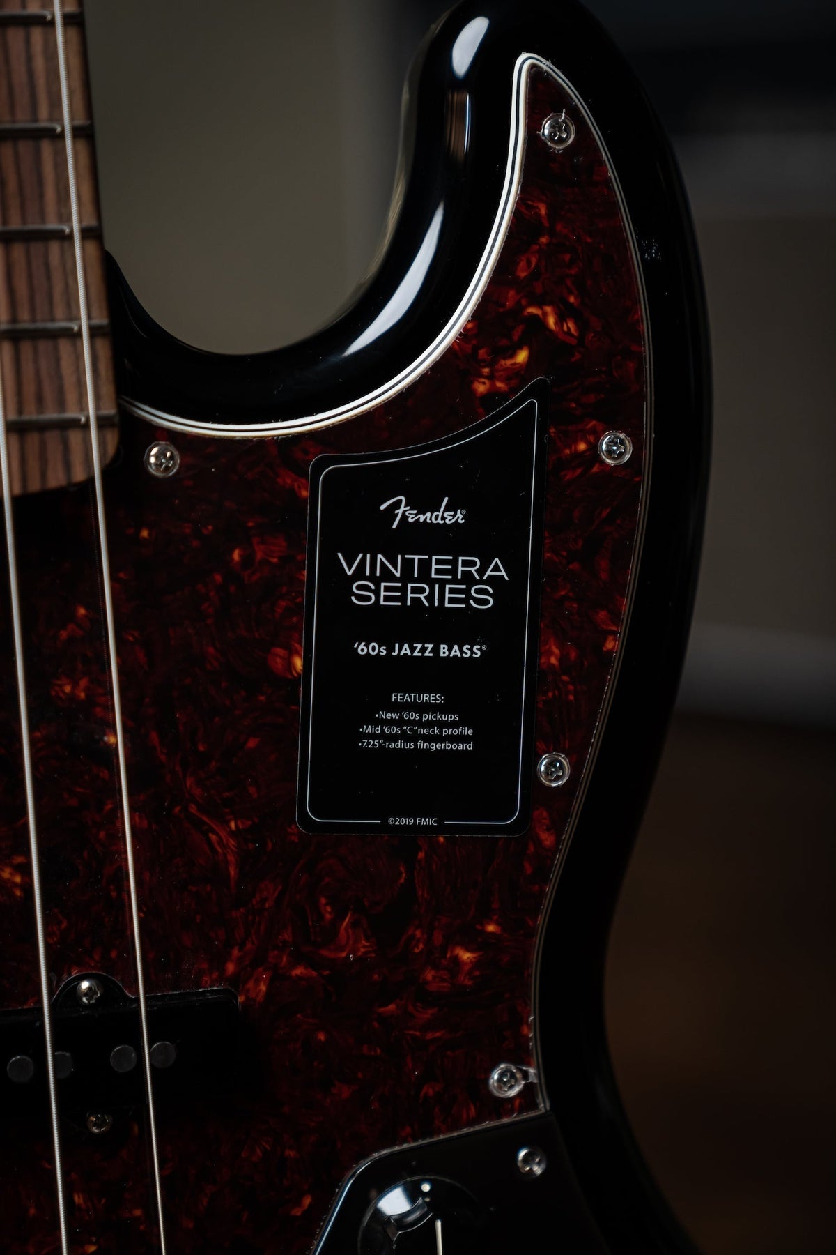 Fender Vintera '60s Jazz Bass - 3 Color Sunburst