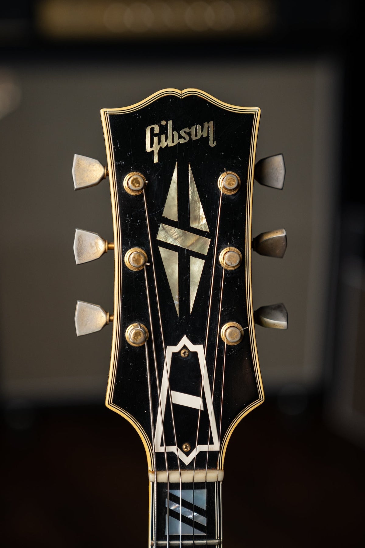 1961 Gibson Super 400 CES with Factory Varitone Stereo Electric Guitar - Sunburst