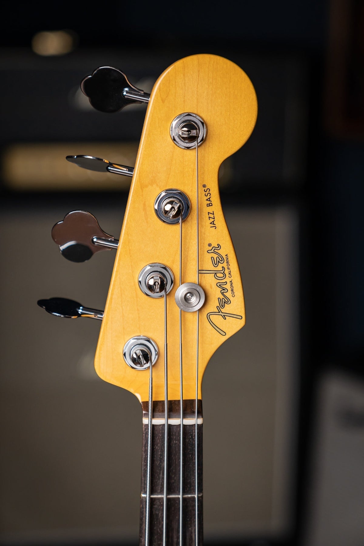 Fender American Professional II Jazz Bass - 3-Color Sunburst