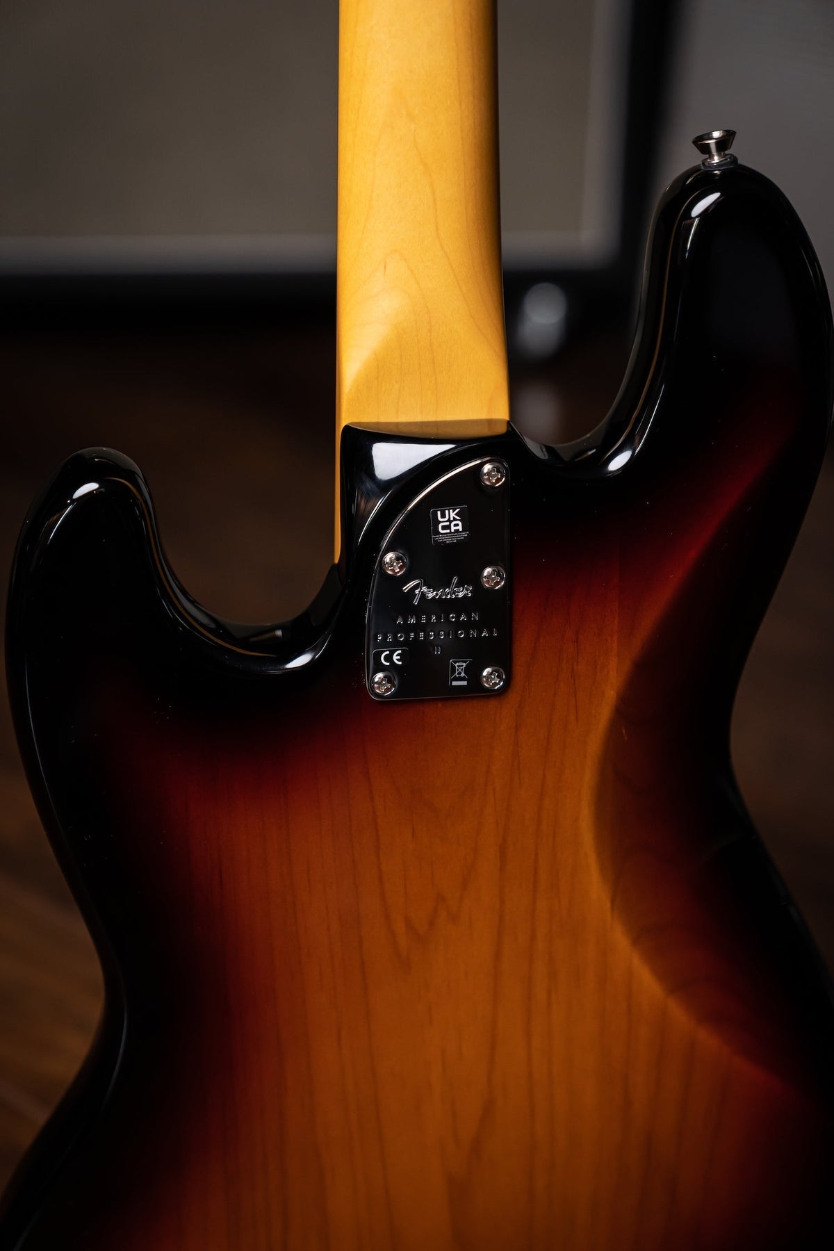 Fender American Professional II Jazz Bass - 3-Color Sunburst