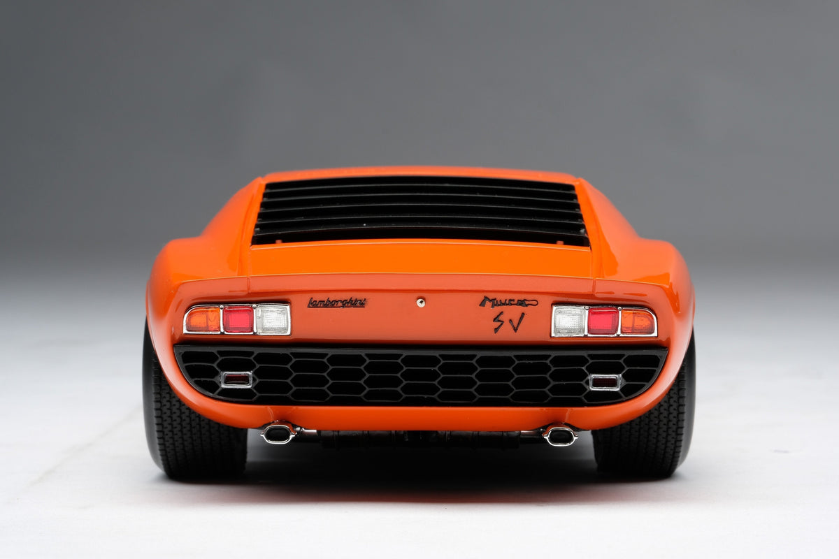 Amalgam Collection - Lamborghini Miura P400 SV  Road & Track Edition 1:18 Scale