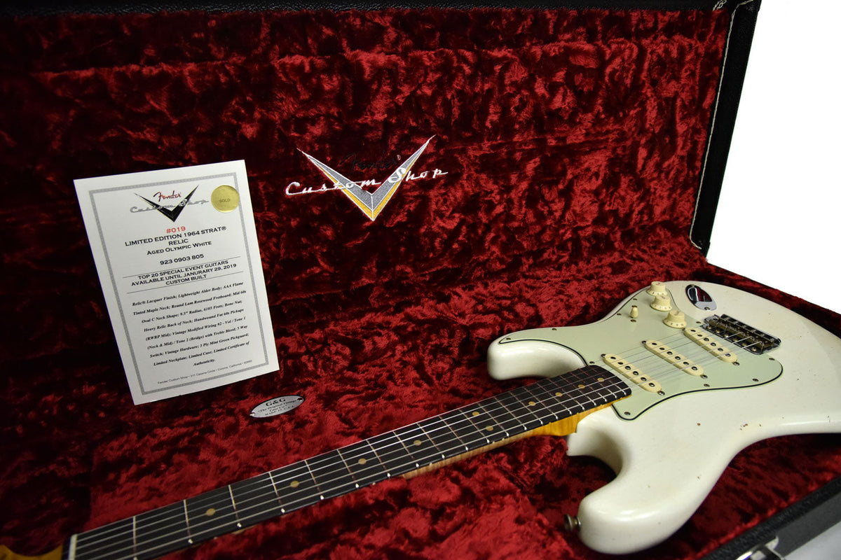 Fender Custom Shop 2016 NAMM 64 Strat Relic Aged Olympic White CZ537023