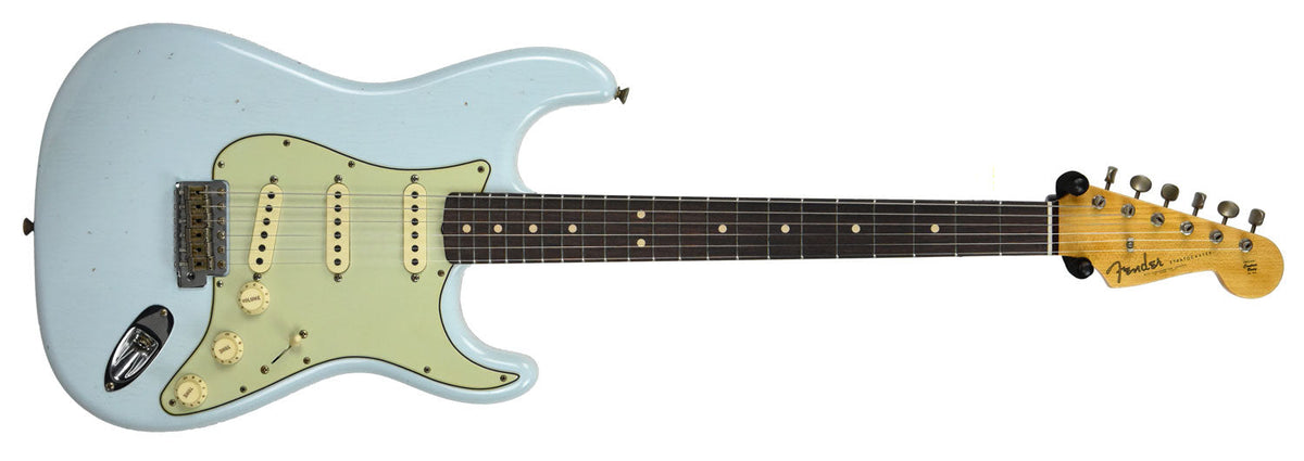 Fender Custom Shop 1963 Stratocaster Journeyman Relic in Sonic Blue R95712