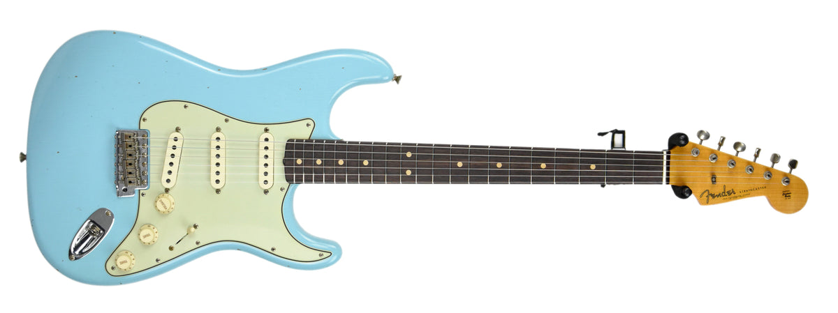 Fender Custom Shop 63 Stratocaster Journeyman Relic Daphne Blue R97847
