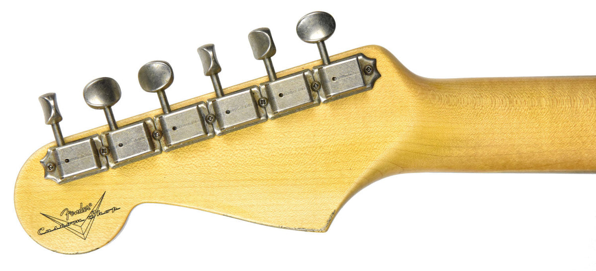 Fender Custom Shop 1961 Stratocaster Relic in Charcoal Frost Metallic CZ539087