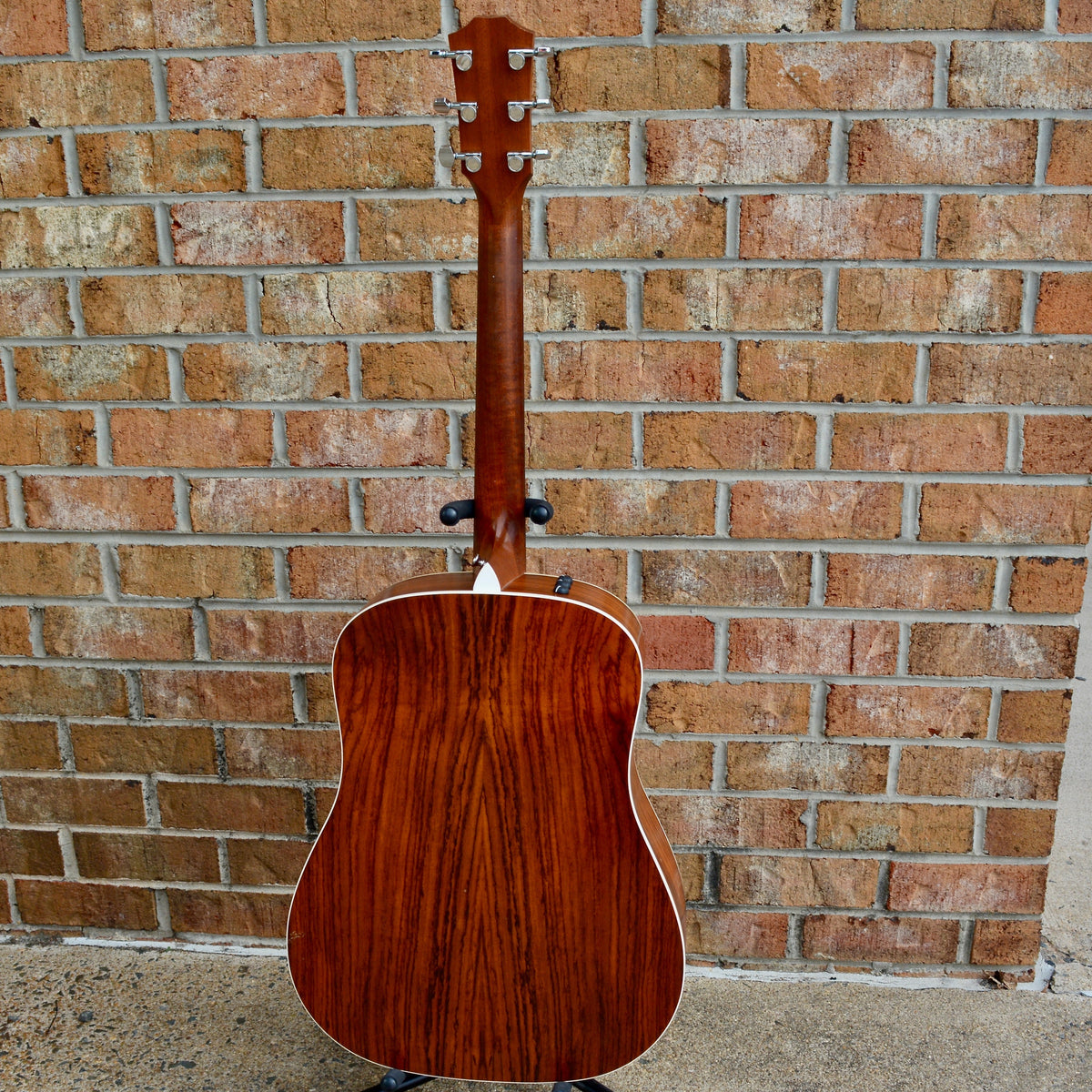 Taylor USED 210E-SB
