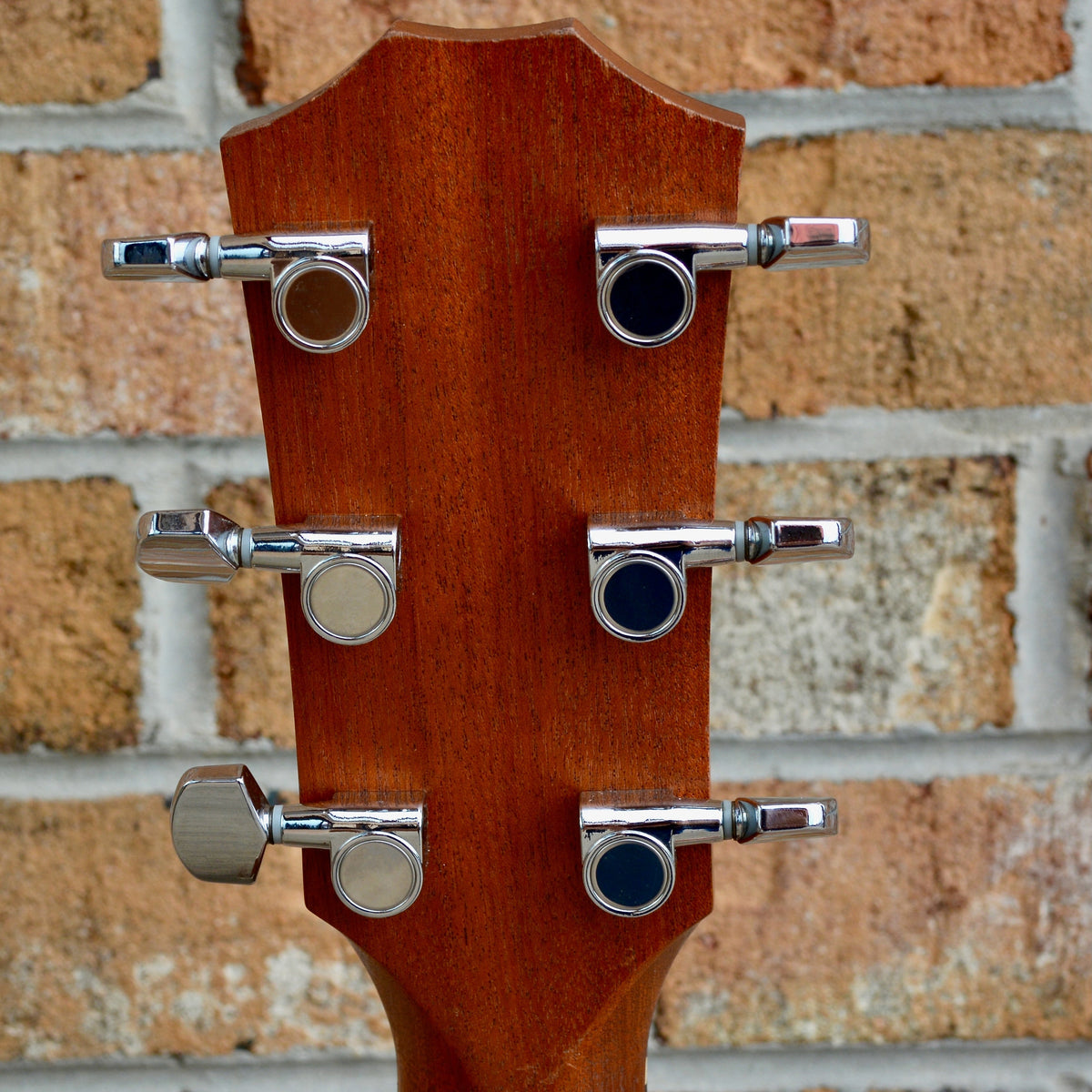 Taylor USED 210E-SB