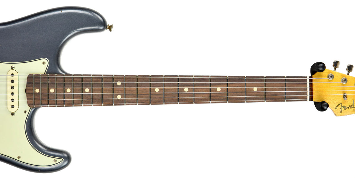Fender Custom Shop 63 Stratocaster Relic in Charcoal Frost Metallic R95602
