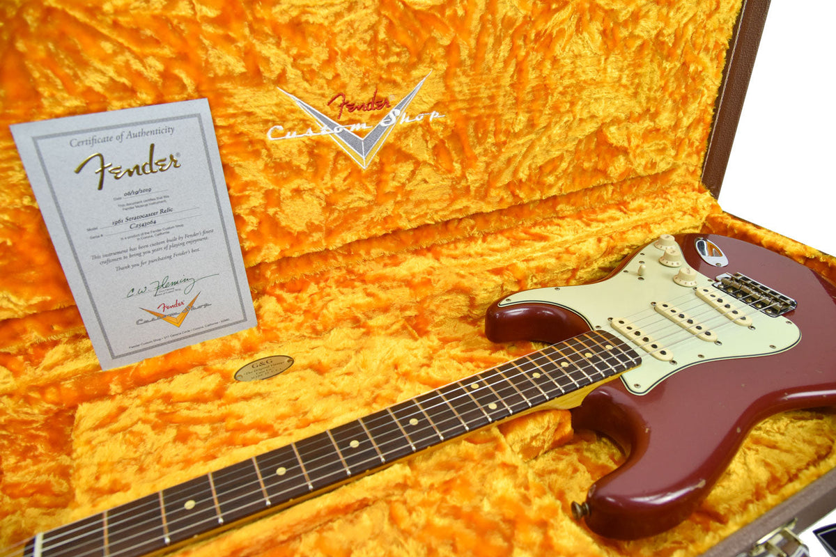 Fender Custom Shop 61 Stratocaster Relic in Cimarron Red CZ543064