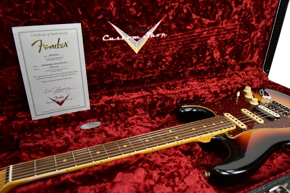 Fender Custom Shop Postmodern HSS Stratocaster Relic in 3 Tone Sunburst XN11100