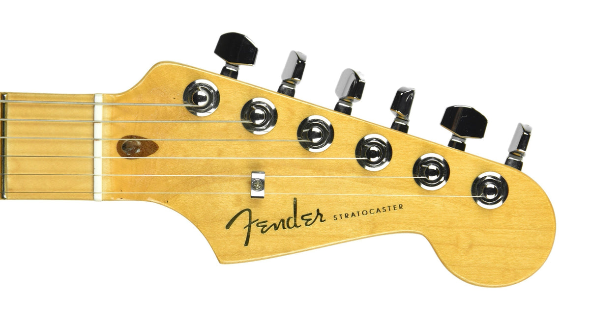 Fender American Ultra Stratocaster in Plasma Red Burst US19076915