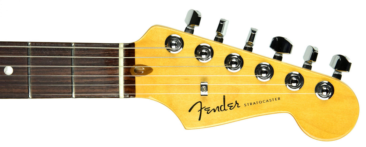 Fender American Ultra Stratocaster HSS in Cobra Blue US19050109