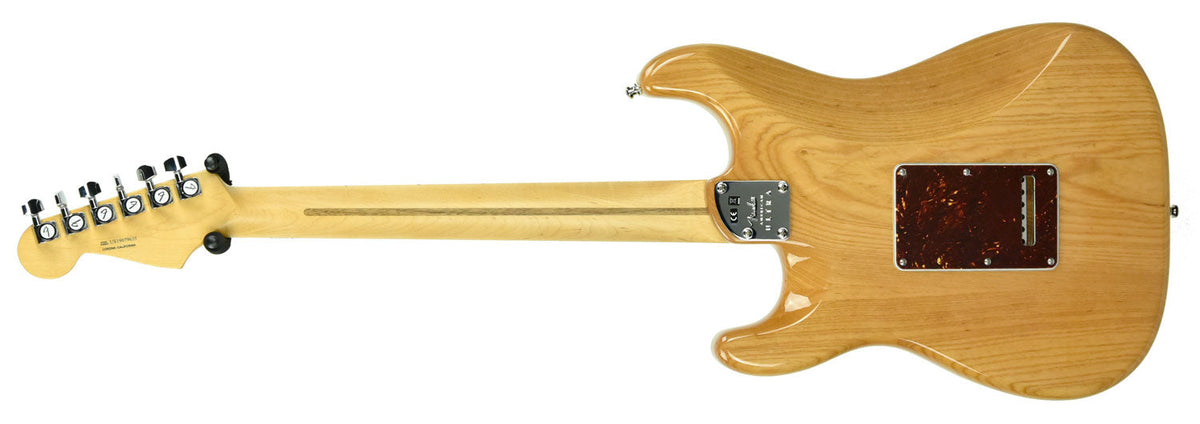 Fender American Ultra Stratocaster in Aged Natural US19079635