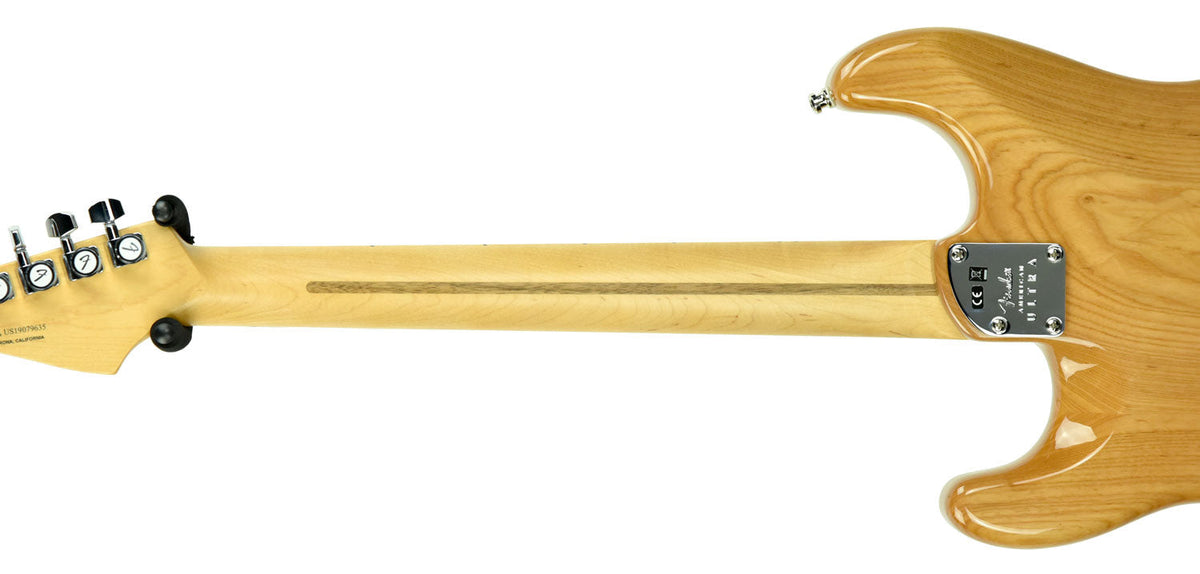 Fender American Ultra Stratocaster in Aged Natural US19079635