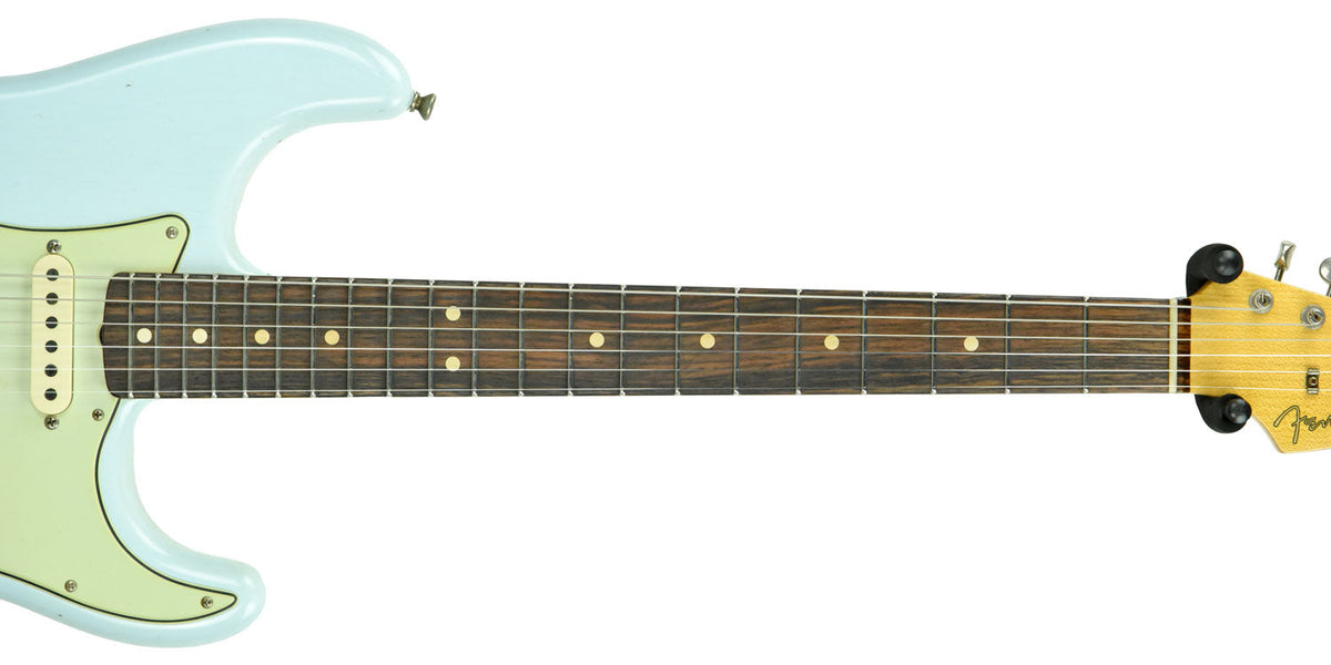 Fender Custom Shop 1963 Stratocaster Journeyman Relic in Sonic Blue R99983