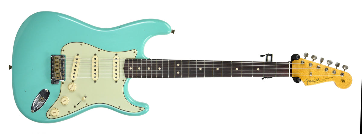 Fender Custom Shop 1963 Stratocaster Journeyman Relic in Seafoam Green R93242