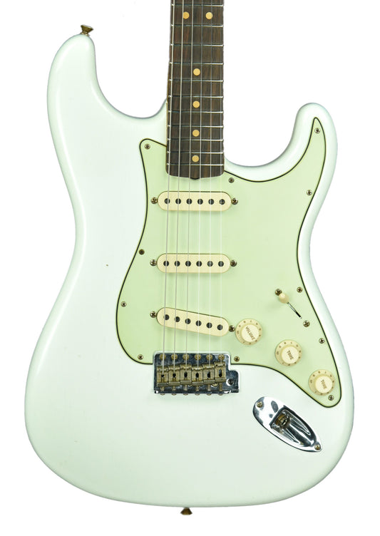 Fender Custom Shop 63 Stratocaster Journeyman Relic in Olympic White R104214