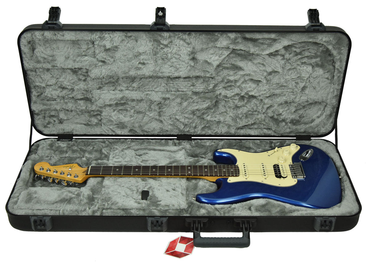 Fender American Ultra Stratocaster HSS in Cobra Blue US20008465