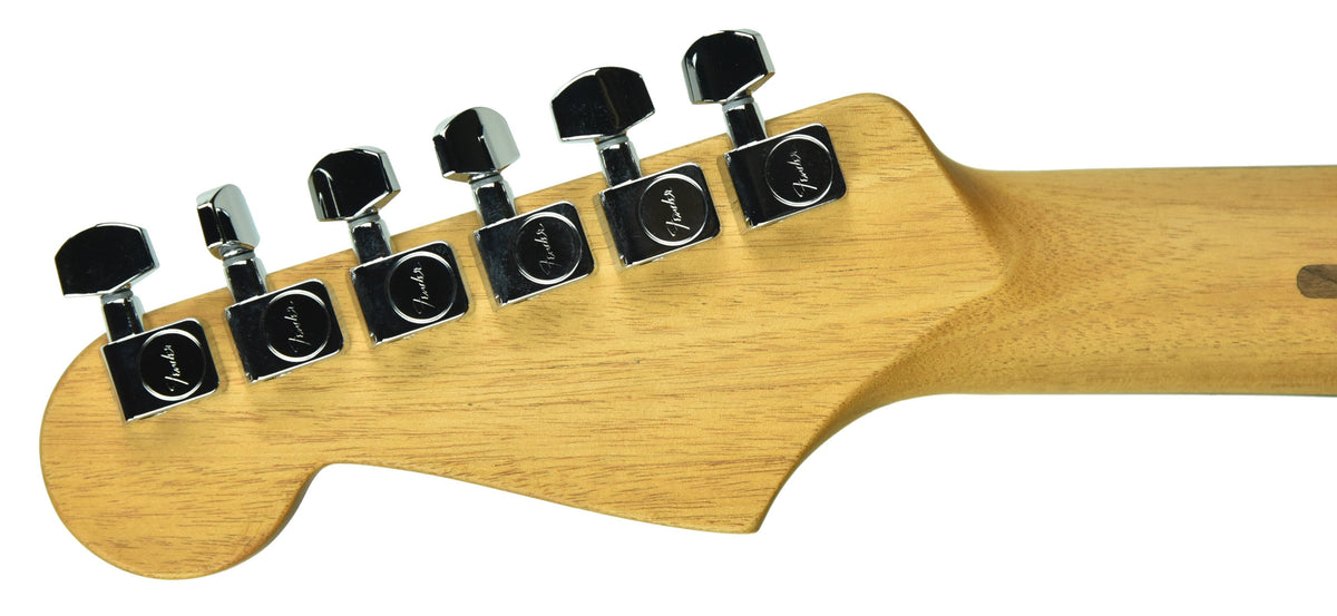 Fender Acoustasonic Stratocaster in 3 Tone Sunburst US203022