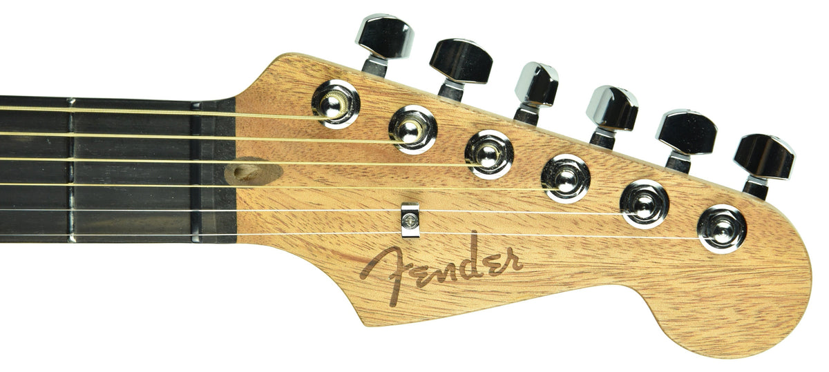 Fender American Acoustasonic Stratocaster in Transparent Sonic Blue US201437