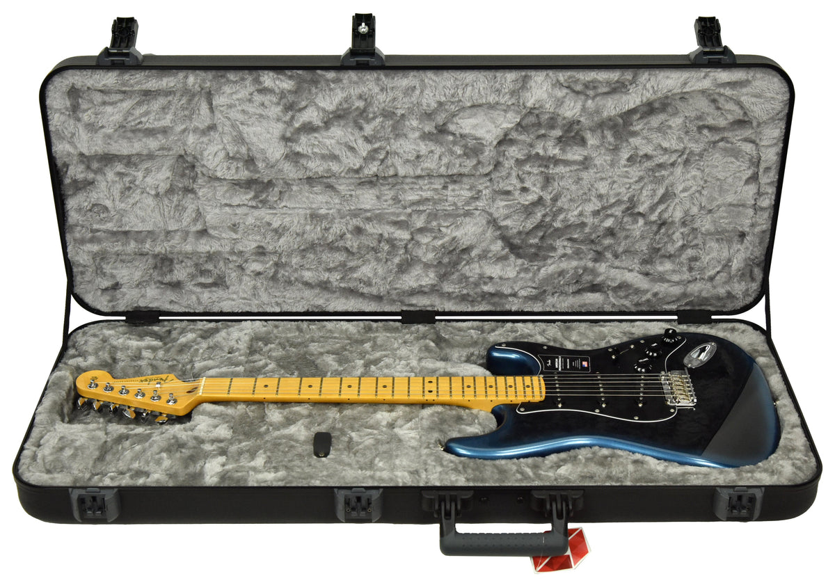 Fender American Professional II Stratocaster in Dark Night US20045051