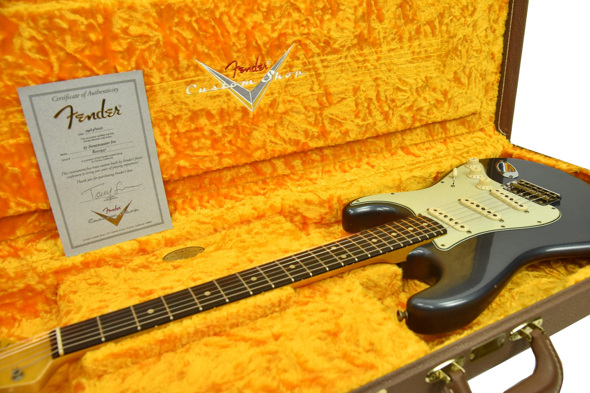 Fender Custom Shop 63 Stratocaster Journeyman Relic in Charcoal Frost Metallic R107957
