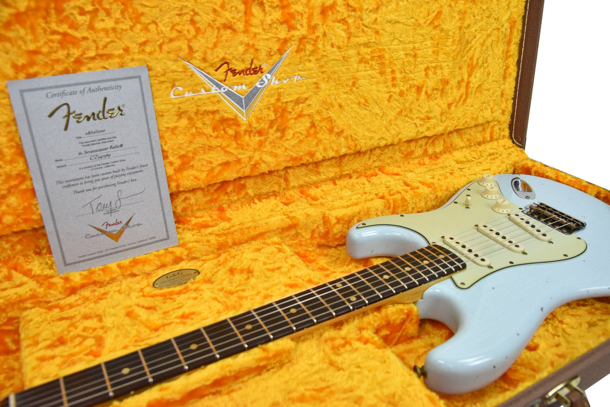 Fender Custom Shop 61 Stratocaster Relic in Sonic Blue CZ547569