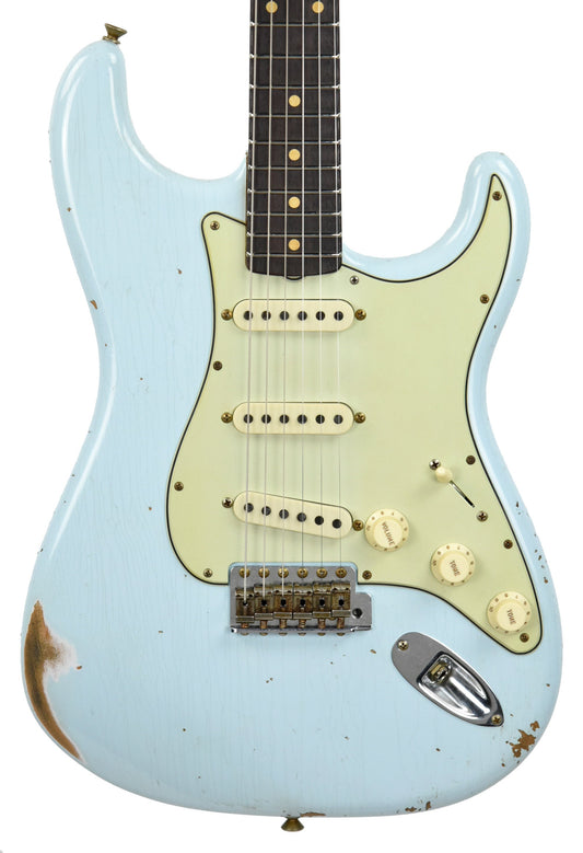Fender Custom Shop 61 Stratocaster Relic in Sonic Blue CZ547569