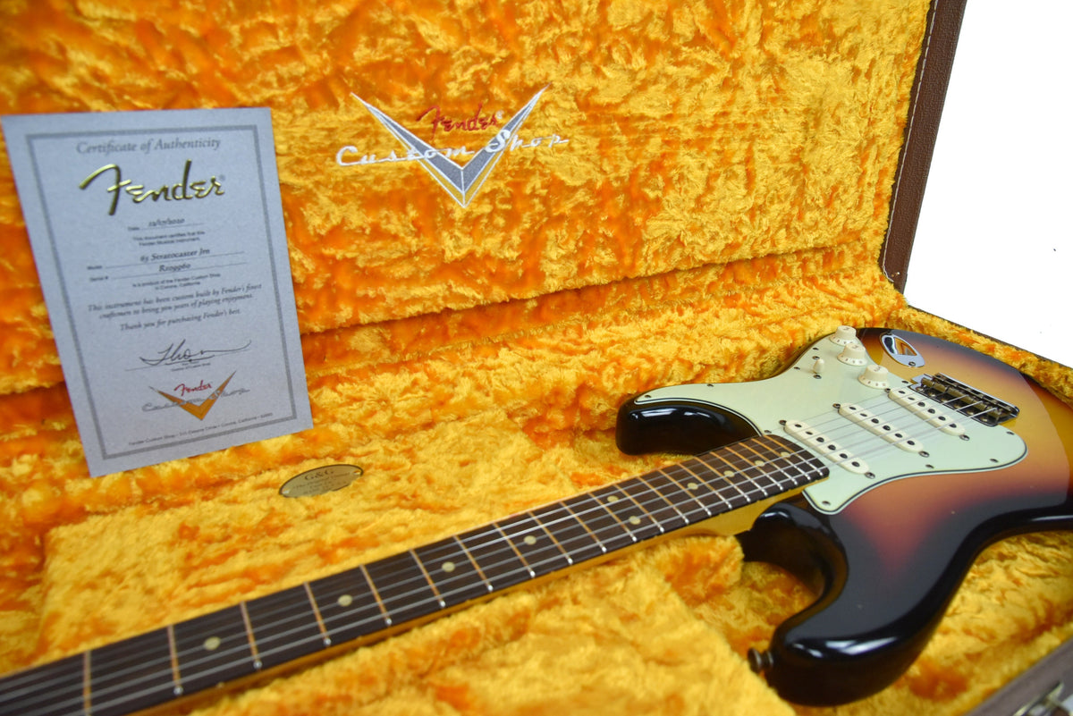 Fender Custom Shop 63 Stratocaster Journeyman Relic Chocolate Three Tone Sunburst R109960