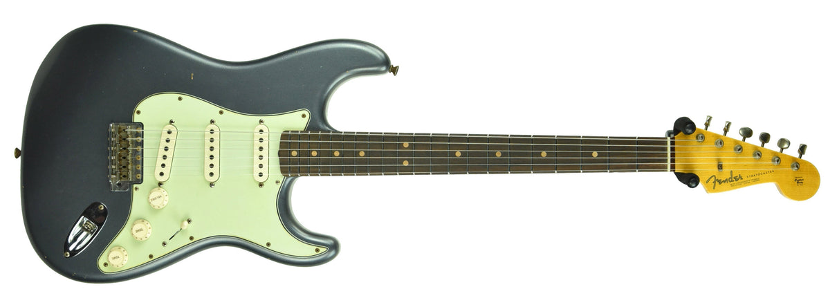 Fender Custom Shop 63 Stratocaster Journeyman Relic in Charcoal Frost Metallic R105205