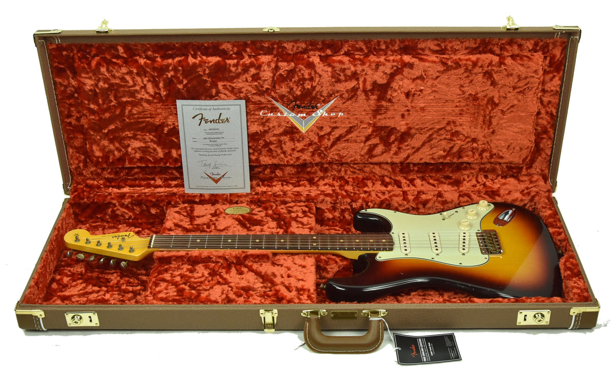 Fender Custom Shop 63 Stratocaster Journeyman Relic in Chocolate 3 Tone Sunburst R105333