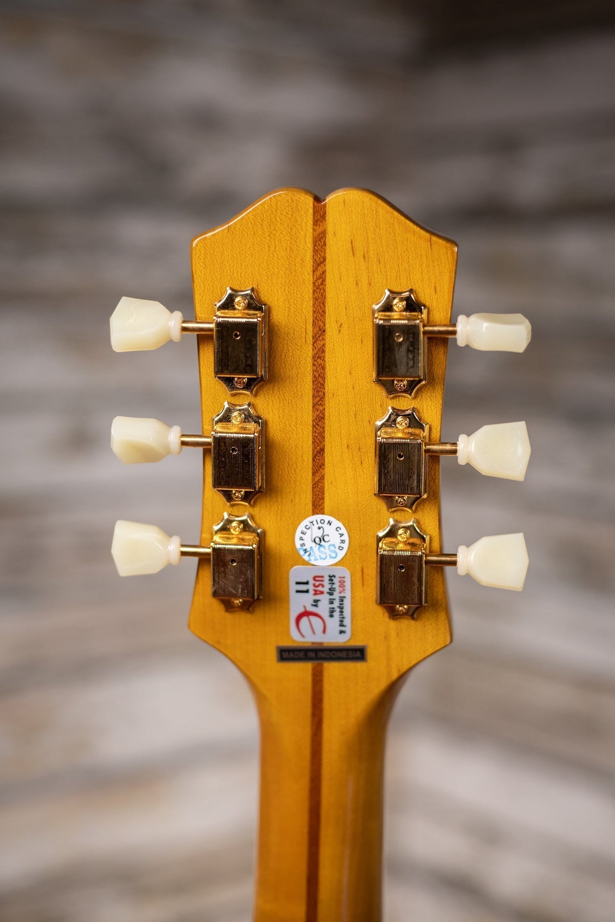 Epiphone J-200 Acoustic-Electric with Fishman Sonitone - Aged Natural Antique Gloss