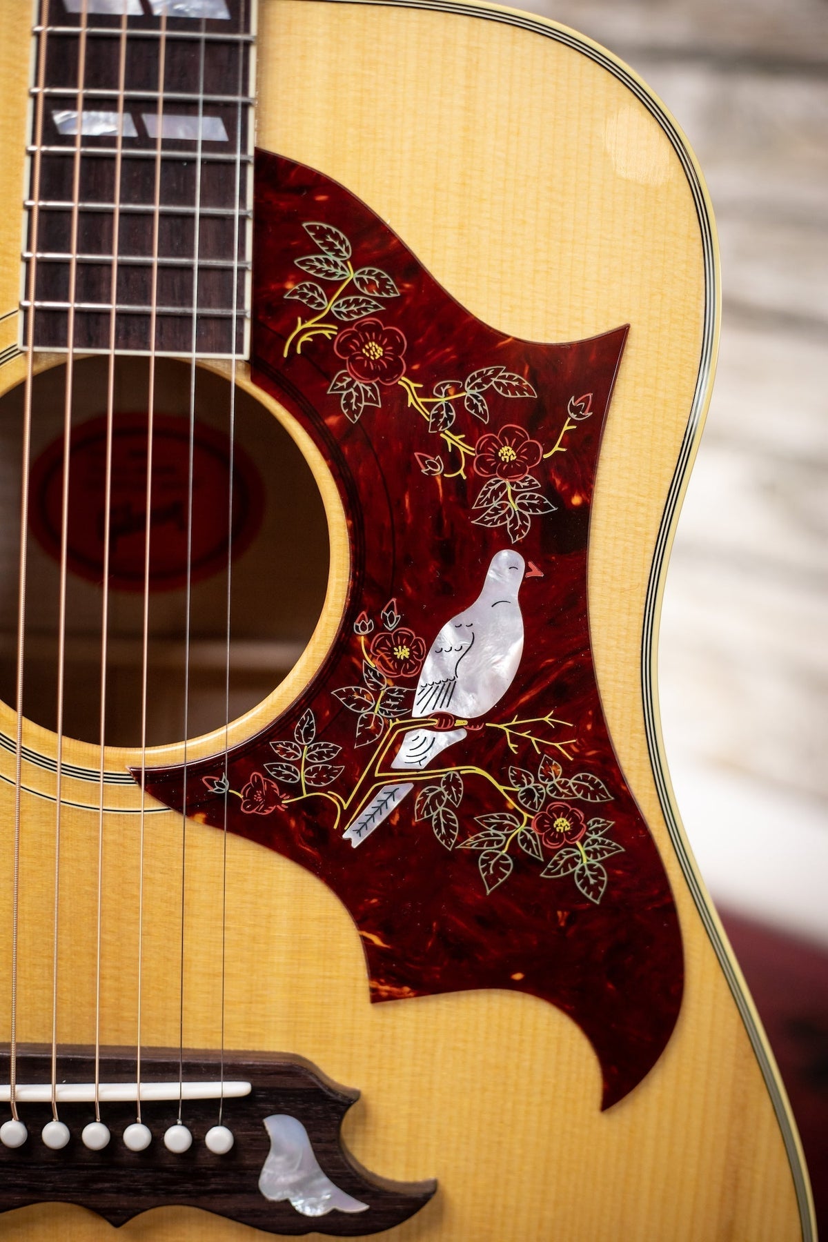 Gibson Dove Original Acoustic-Electric Guitar - Antique Natural