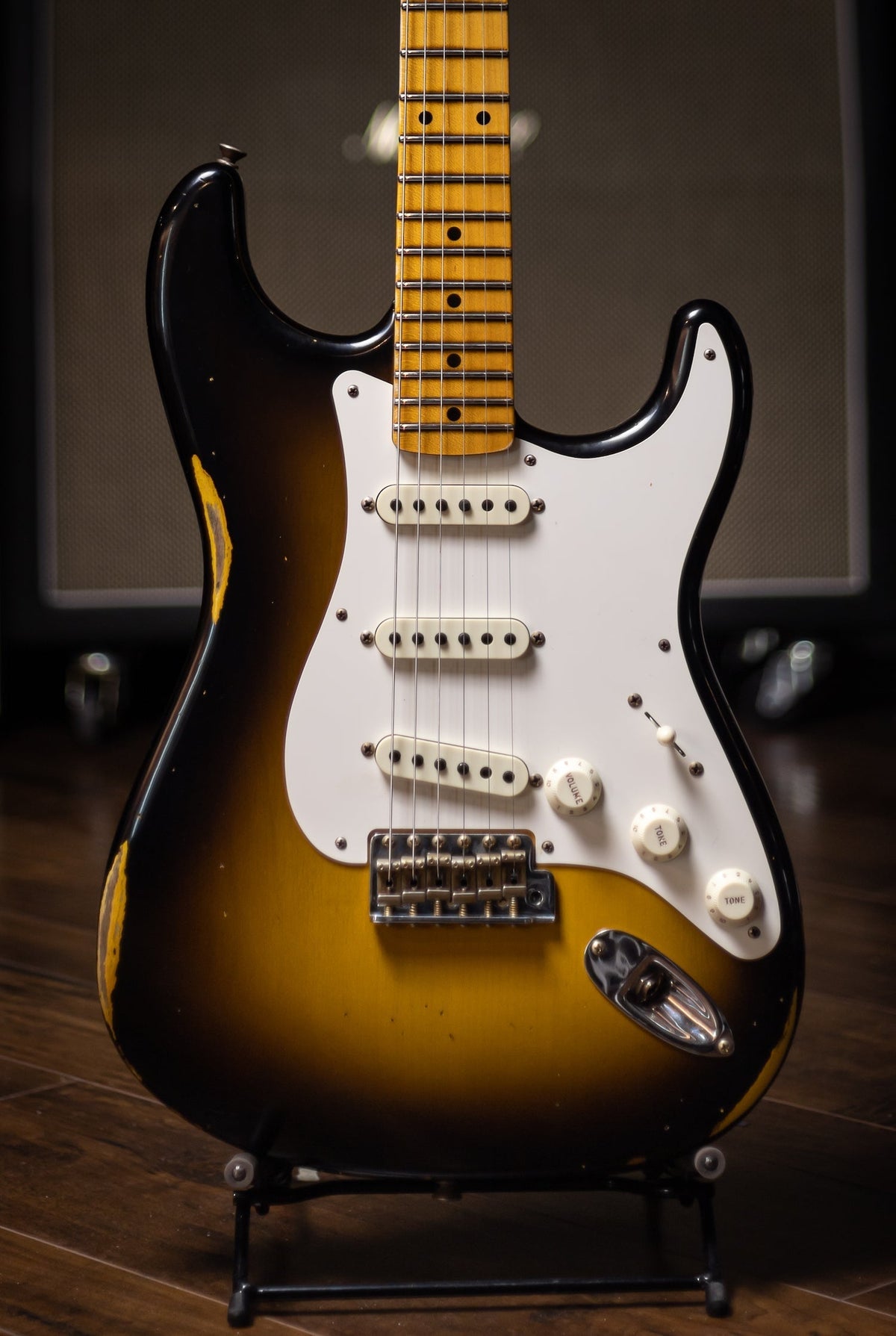 Fender Custom Shop Limited Edition '57 Stratocaster Relic Electric Guitar - Wide-Fade 2-Color Sunburst